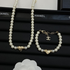 Chanel Necklaces